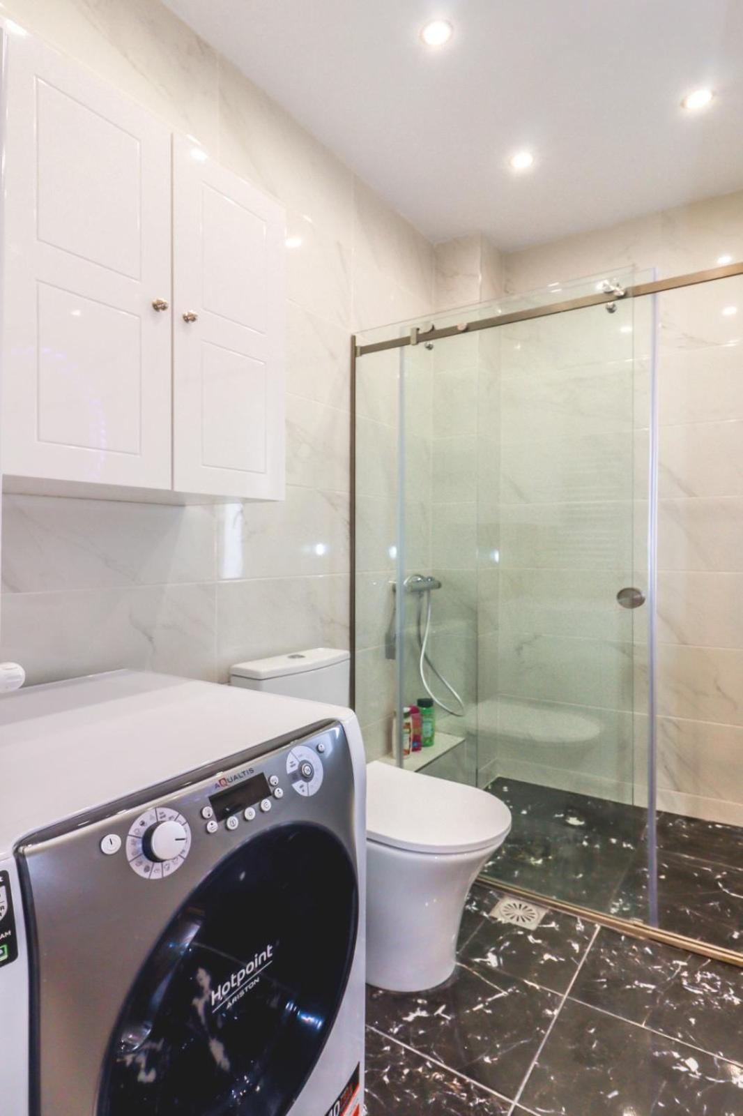 Filota Luxury - Free Public Parking Apartment