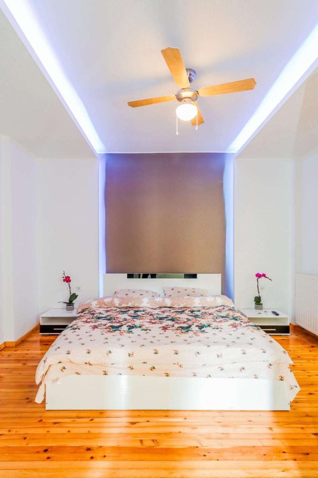 Filota Luxury - Free Public Parking Apartment Thessaloniki